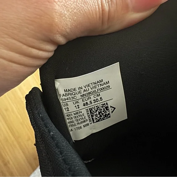 Leather High Top Chuck Taylor - Picture 3 of 3